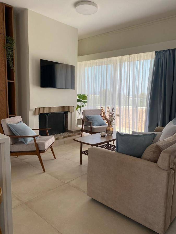 Apartahotel para 3 personas, con vistas y jardín, Se admiten mascotas en Creta