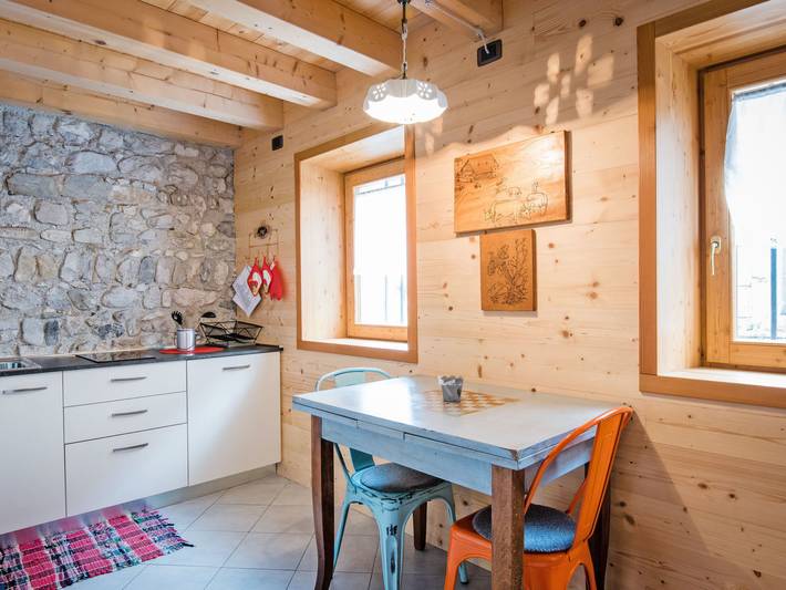 Ferienwohnung für 2 Personen, mit Terrasse und Garten sowie Seeblick in Friaul-Julisch Venetien - 2