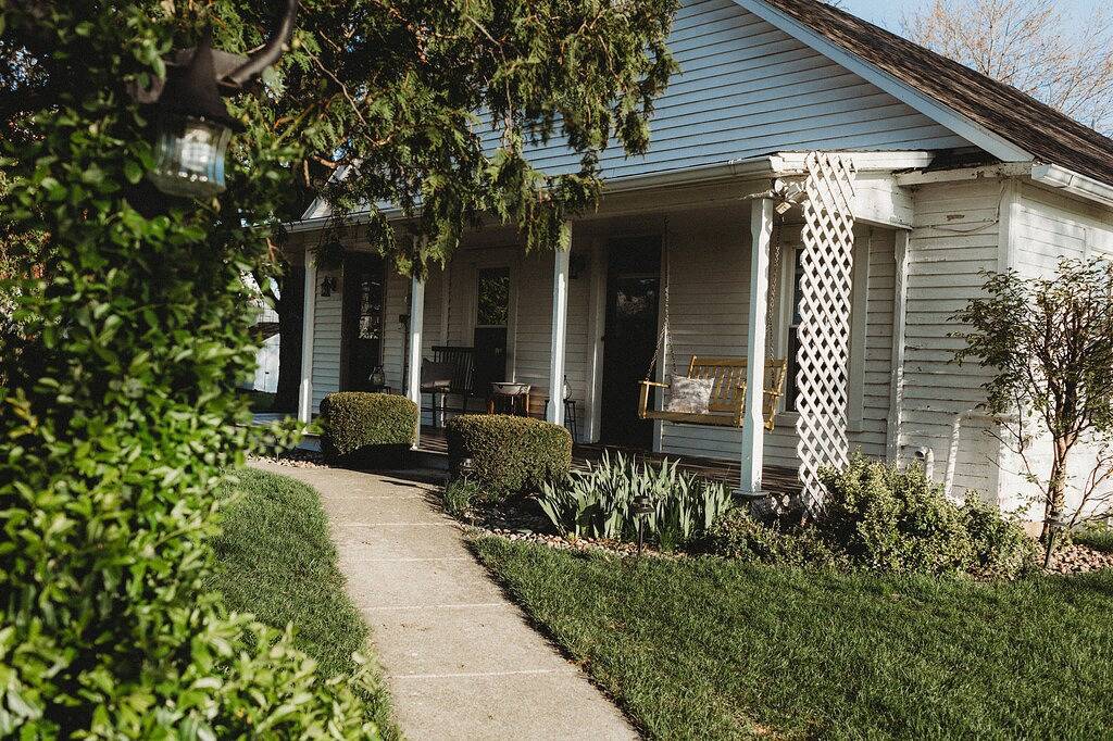 Charming farmhouse in peaceful countryside in Elkhart County