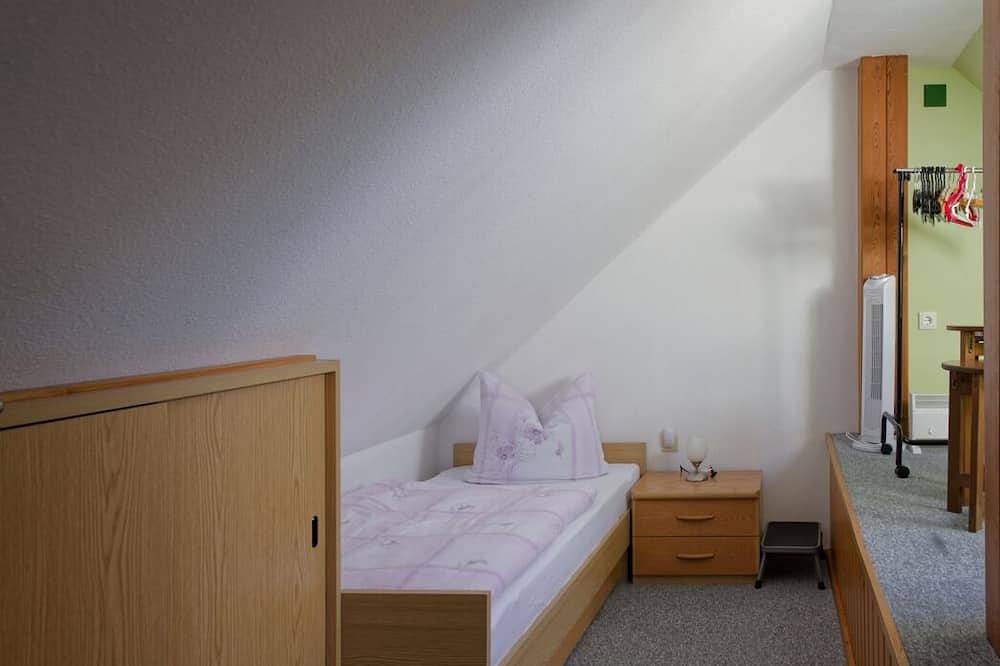 Ganze Wohnung, Ferienwohnung am See-neu mit Balkon in Neusalza-Spremberg, Oberlausitz-Niederschlesien