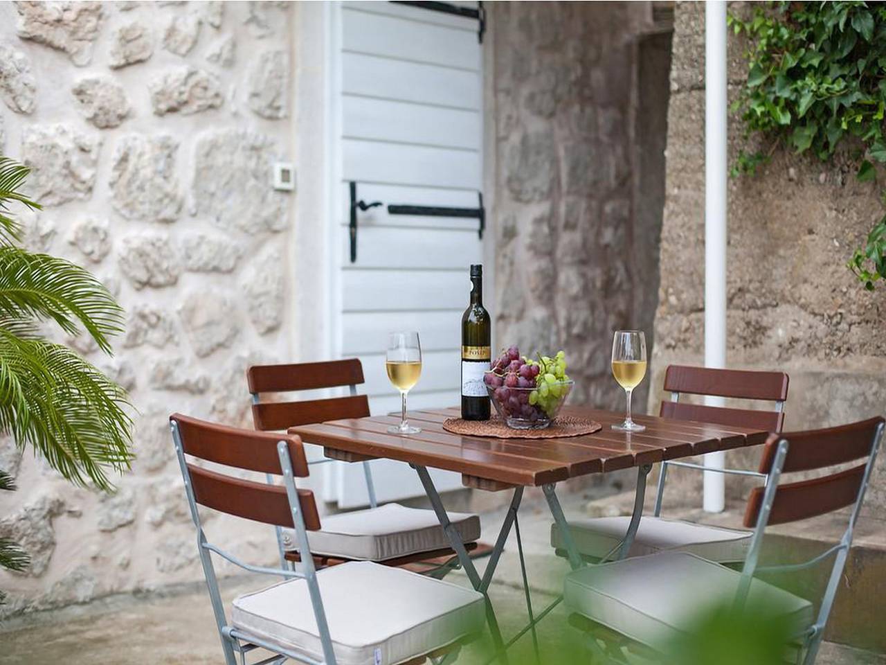 Entire apartment, Apartments Maro & Baro - One bedroom apartment with Terrace in Dubrovnik, Grad Dubrovnik