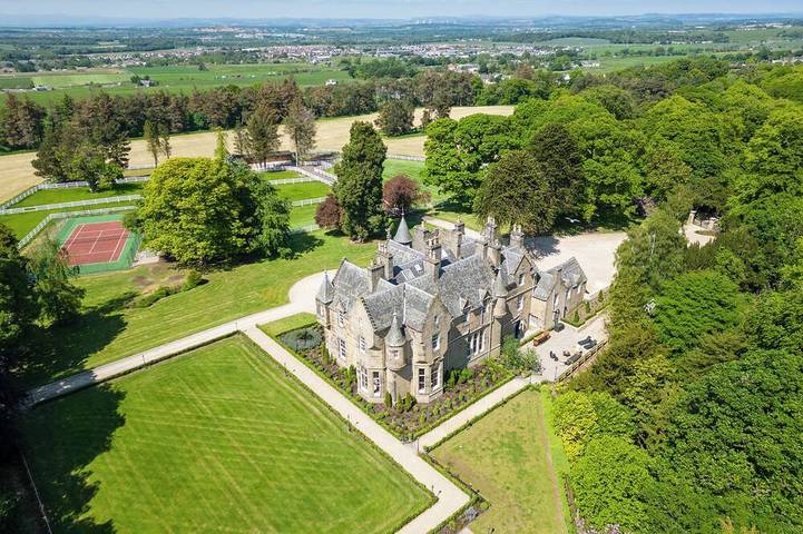 Maison de vacances pour 12 personnes, avec Jacuzzi et Jardin dans Écosse