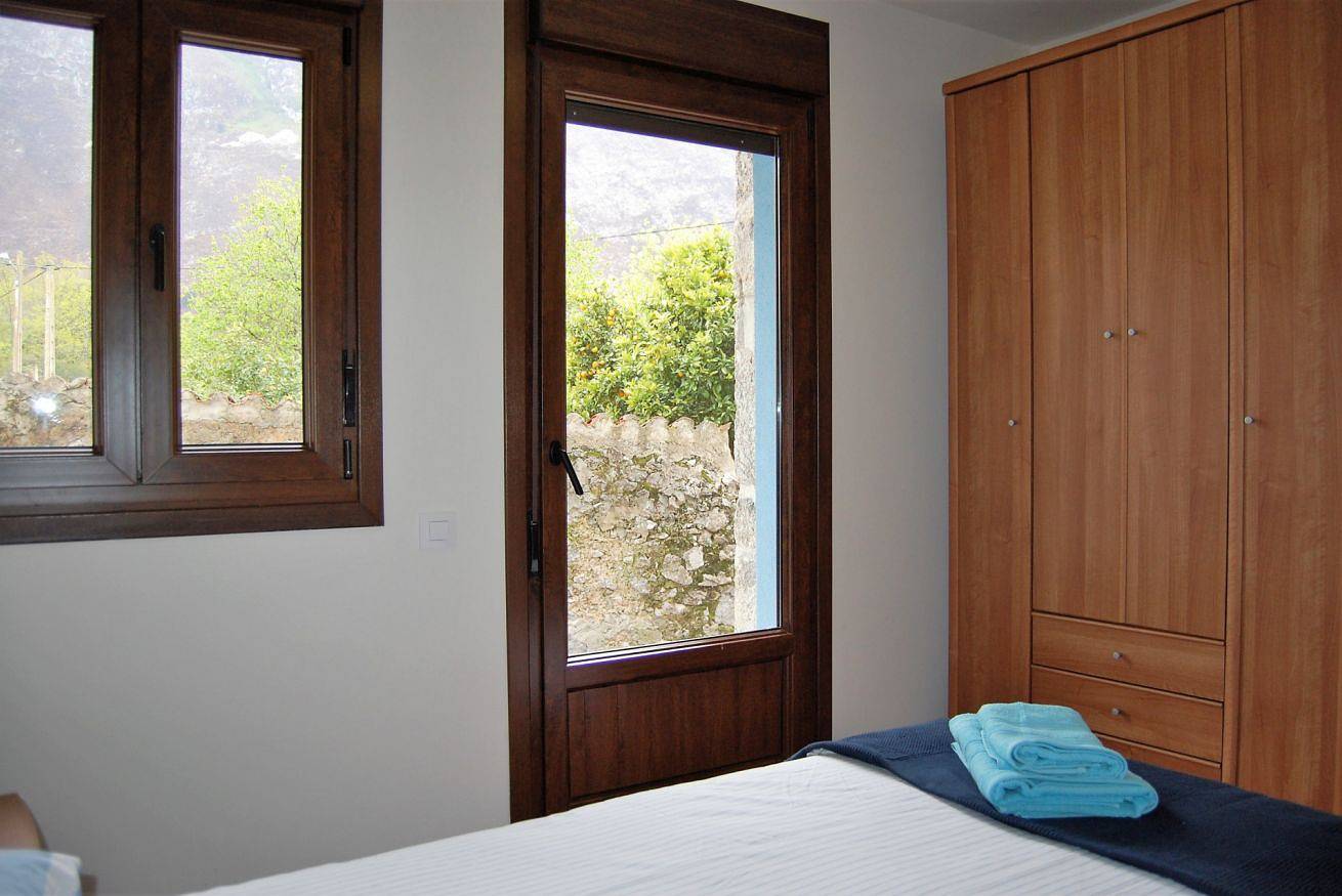 Apartamento entero, Casa Para 12 Personas En Llanes Vv 1976 As in Posada de Llanes, Llanes