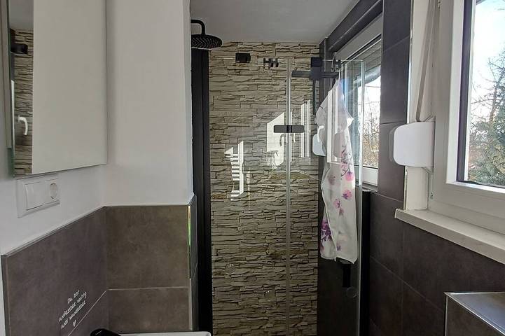 Ferienwohnung für 7 Personen, mit Garten und Terrasse in Erfurt