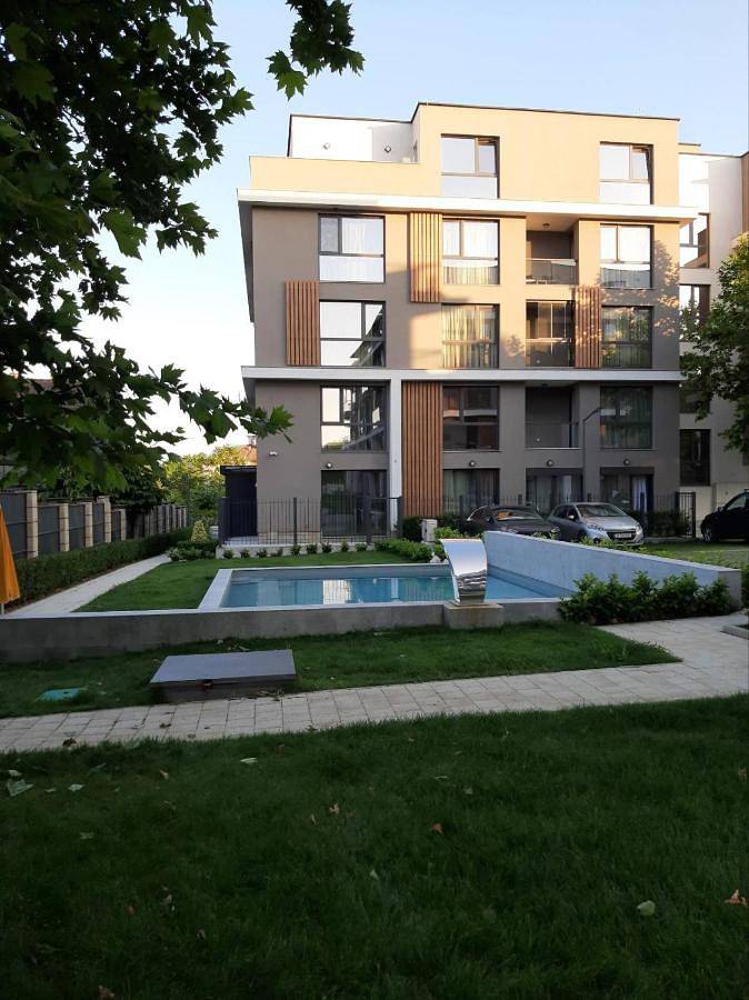 Apartament wakacyjny dla 6 osób, z ogród i basen oraz widok w Warna