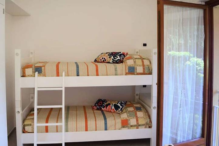 Ferienwohnung für 6 Personen, mit Garten und Pool in Porto Valtravaglia - 4