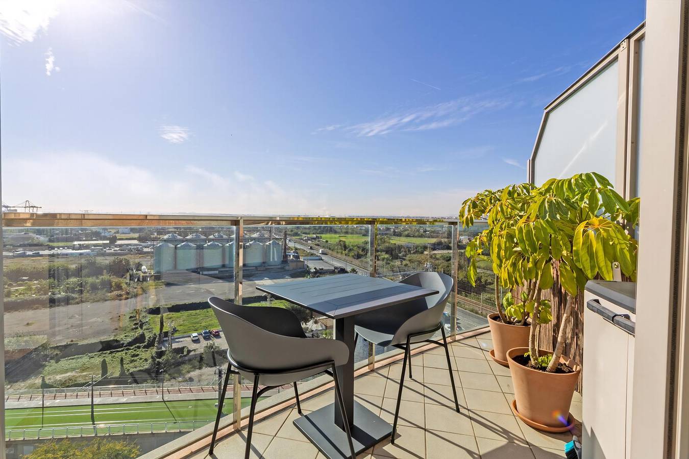 Entire apartment, Guestready – Modern Flat with Terrace in Valencia in Valencia, Costa de Valencia
