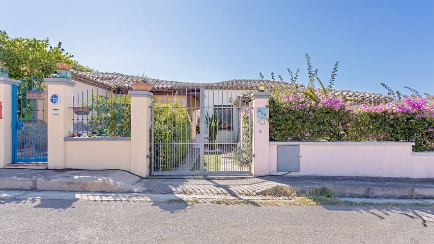 Location de vacances pour 4 personnes, avec jardin à Arbatax - 2