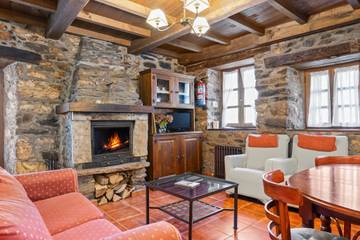 Casa Rural para 10 Personas en Cangas del Narcea, Interior de Asturias, Foto 3