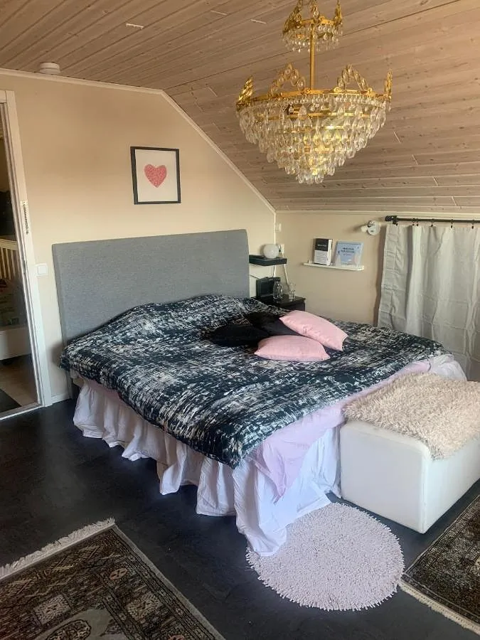 Ferienwohnung für 2 Personen, mit Garten und Ausblick - 1