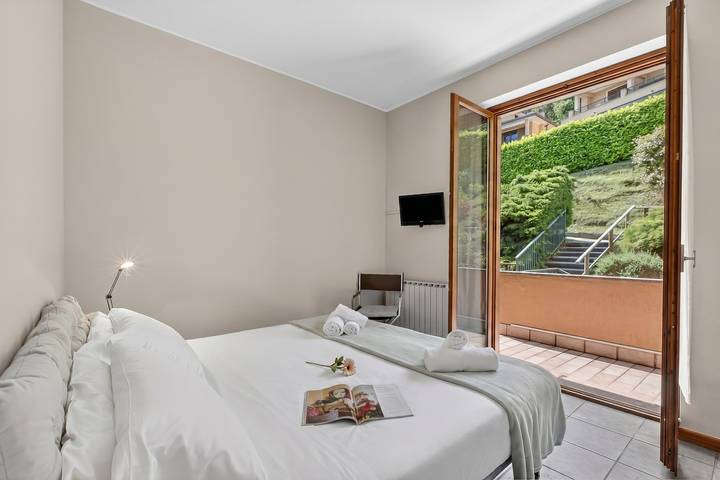 Appartement entier, Riflessi Di Luce: Lake Maggiore View Balcony Stresa in Stresa, Comune di Stresa