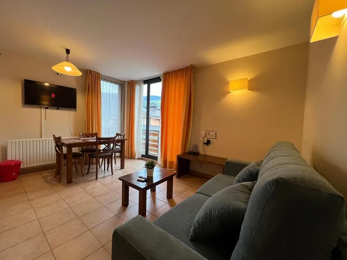 Apartamento de vacaciones para 4 personas, con balcón y vistas, Familias con niños - 1