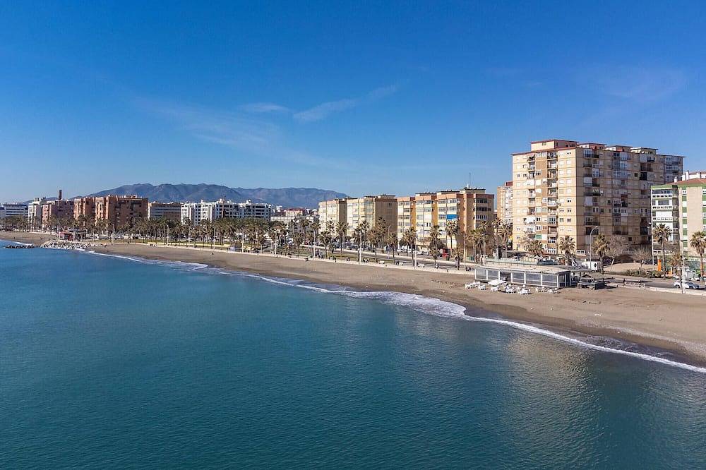 Ganze Wohnung, Gemütliche 4-Zimmer-Wohnung in Málaga in Carretera de Cádiz, Malaga