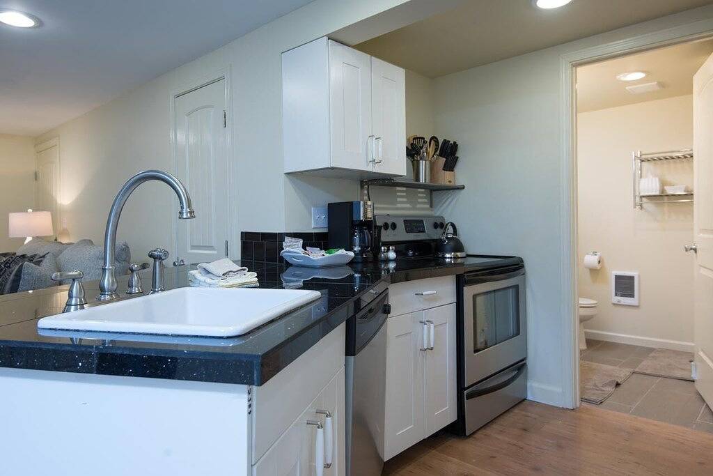 Ganze Wohnung, Spaß im Nw-Viertel, kostenlose Parkplätze! Nob Hill! Voll ausgestattet! in Portland, Multnomah County