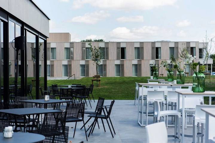 Hôtel pour 2 personnes, avec piscine ainsi que jardin et sauna à Bilzen - 4