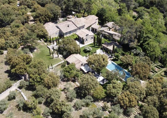 Chambre d’hôte pour 2 personnes, avec jardin ainsi que vue et piscine, animaux acceptés à Gordes - 4