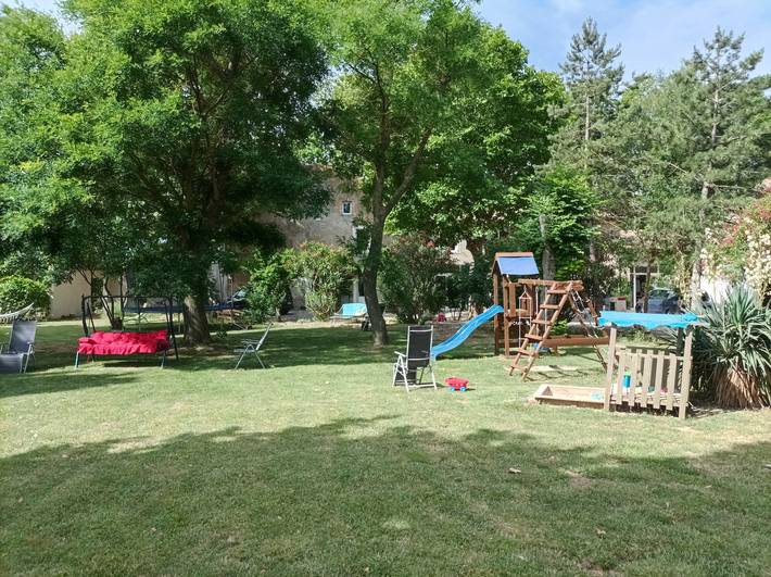 Gîte pour 4 personnes, avec Piscine à Fontcouverte - 3