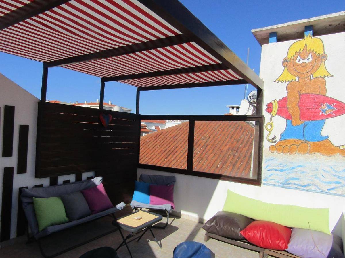 Standard Twin Room with Shared Bathroom in Praia da Areia Branca, Lourinhã