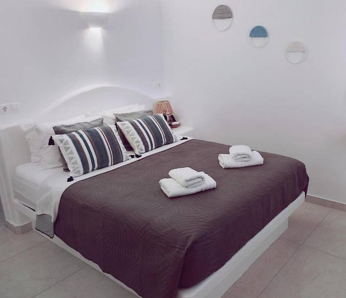 Gîte pour 2 personnes, avec Terrasse ainsi que Jardin et Vue dans Koufonisia - 3