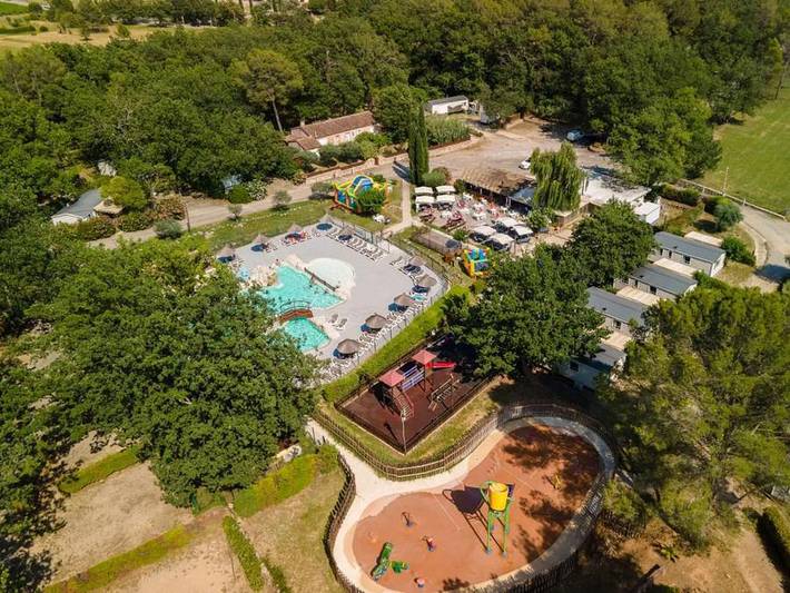 Flower Camping Domaine Villa Verde - Mobile home 2 persons - Cabane - 1 bedroom - Air-conditioned in Callas, Draguignan region