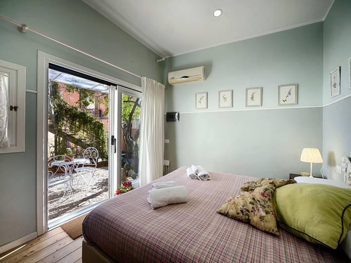 Habitación para 2 personas, con jardín y balcón - 1