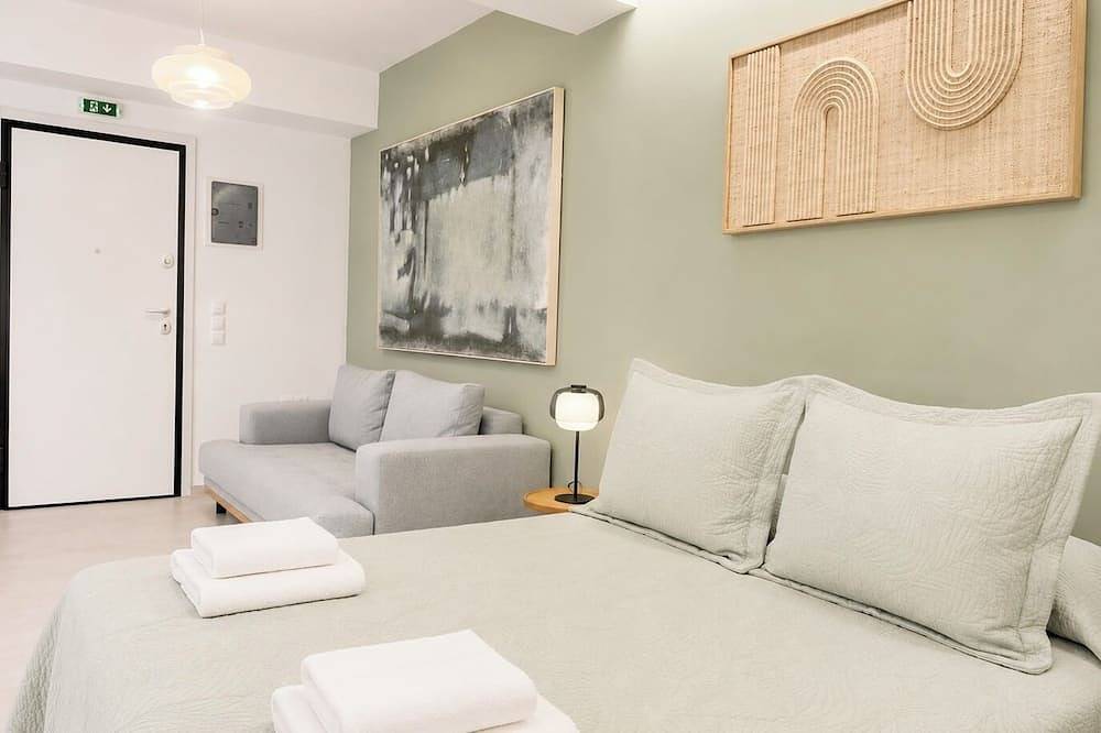 Entire apartment, Galleria Romvis – Iv in Central Section of Athens, Athens