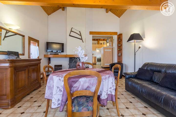 Gîte pour 4 personnes, avec jardin dans Porte-de-Savoie - 3