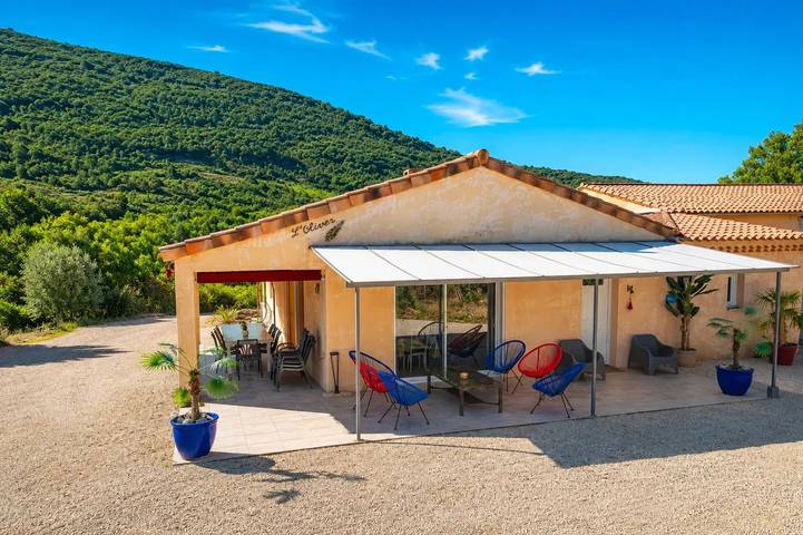 Maison de vacances pour 10 personnes, avec terrasse ainsi que jardin et piscine dans la Drôme - 3