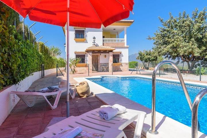 Villa pour 10 personnes, avec jardin et terrasse - 1