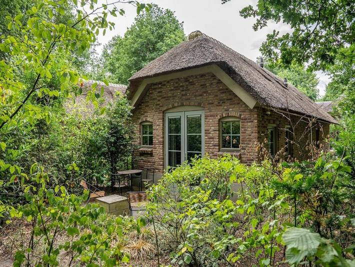 Chalet voor 2 personen, with Terras and Tuin as well as Sauna op de Veluwe