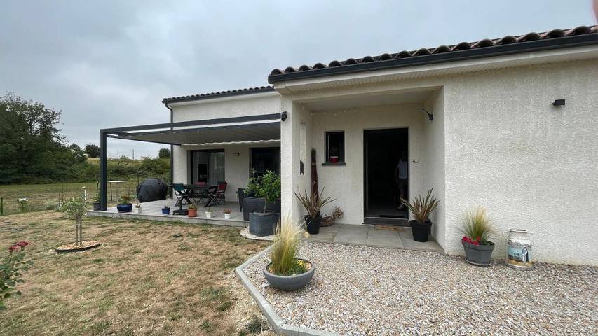 Gîte pour 2 personnes, avec Terrasse ainsi que Jardin et Vue à Revel - 3