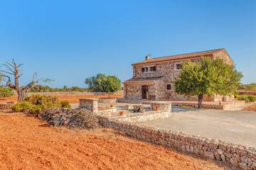 Vacation House for 4 Guests in Santanyí, Balearic Islands, Picture 1