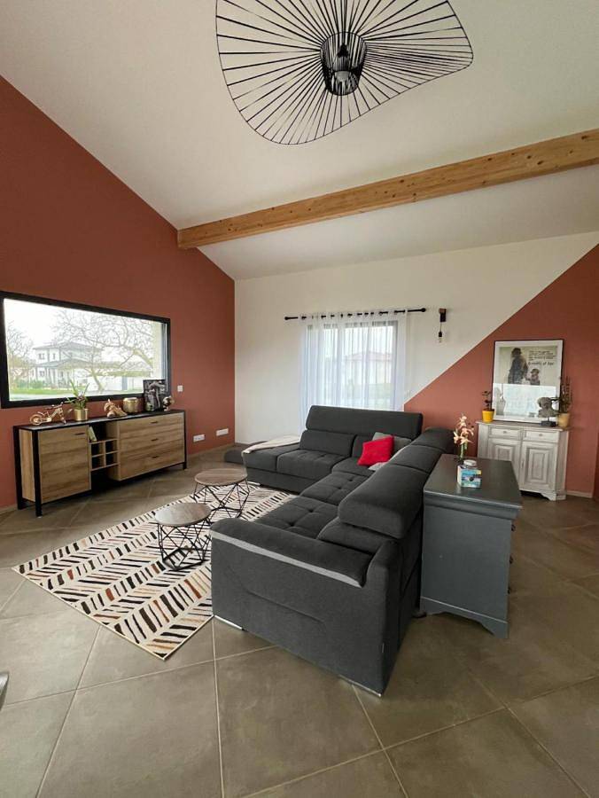Three-Bedroom House in La Salvetat-Belmontet, Tarn-et-Garonne