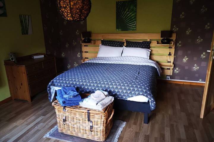 Gîte pour 3 personnes, avec terrasse ainsi que jacuzzi et jardin, animaux acceptés à Lapoutroie - 2