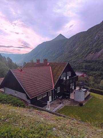 Villa für 12 Personen, mit Garten und Ausblick sowie Balkon und Sauna in Norwegen