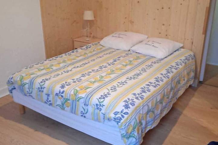 Gîte pour 2 personnes dans Thermes De Neris Les Bains Neris Les Bains - 3