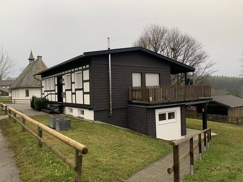 Holiday home in Schmallenberg with barbecue in Schanze, Schmallenberg