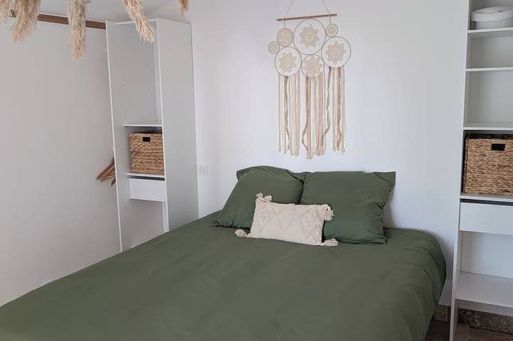 Location de vacances pour 6 personnes, avec jardin à Tourbes - 2