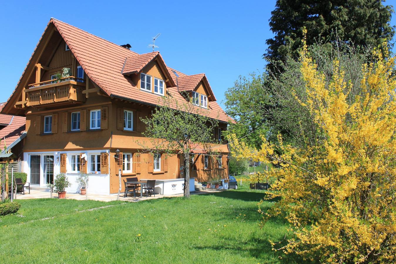 Ferienhof Bayer - Ferienwohnung 2, 50qm, 1 Schlafzimmer, 1 Wohn-/ Schlafzimmer, max. 4 Personen in Hergensweiler, Bayerisch Schwaben