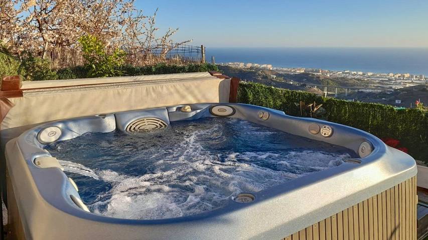 Casa rural para 4 personas, con piscina y jacuzzi en Torrox - 4
