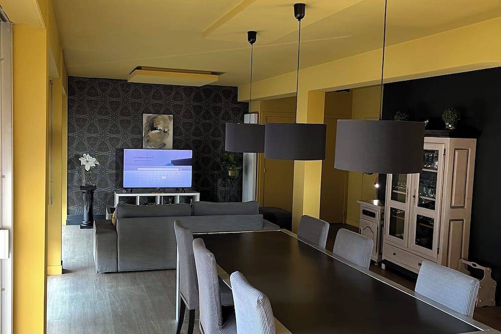 Entire apartment, Bright downtown apartment in Montauban, Tarn-et-Garonne