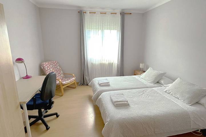 Villa con Piscina Privada, Gran Jardín y Ocio a 20 min de Madrid in Navalcarnero, Área Metropolitana de Madrid