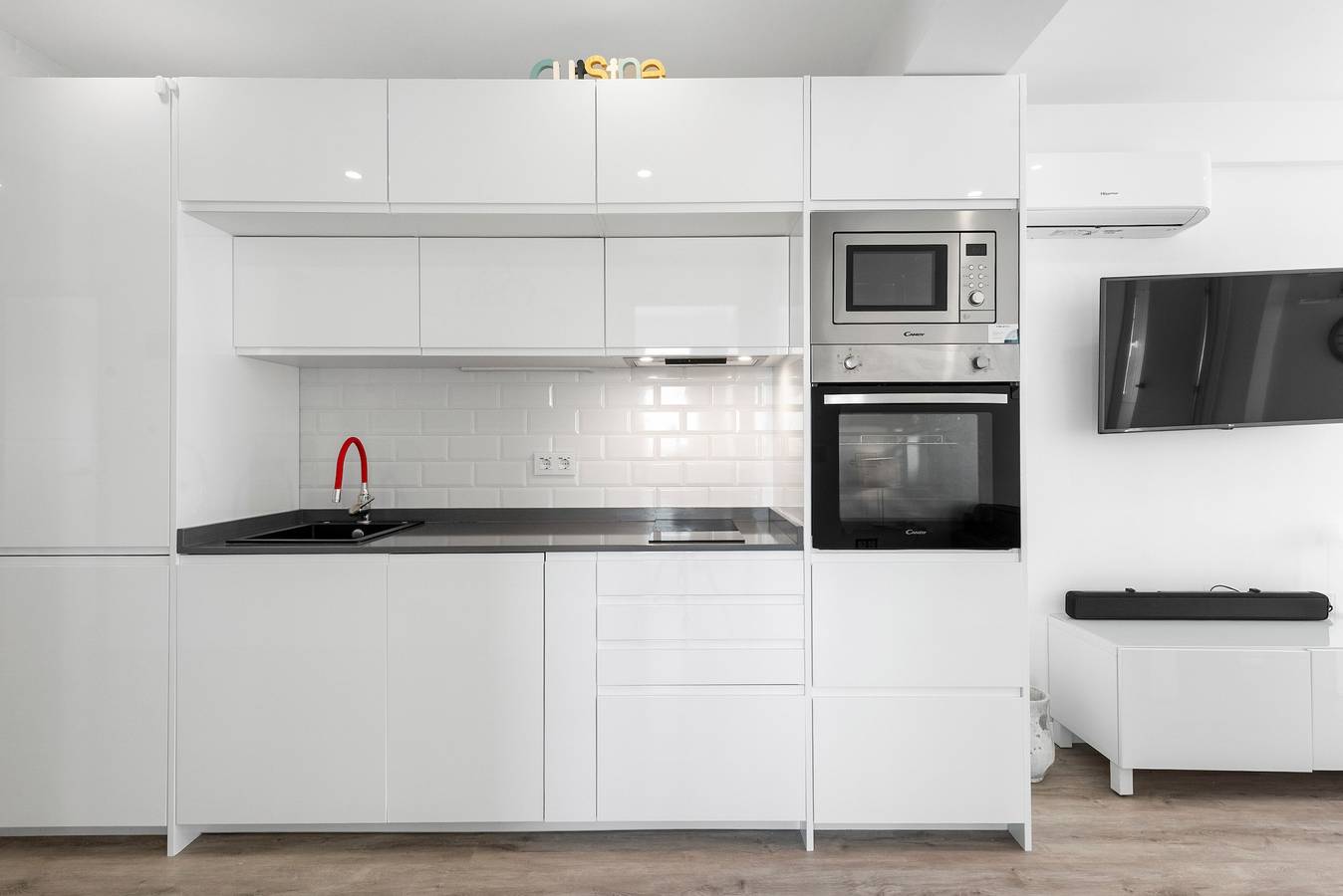 Entire apartment, Apartment 'Copenhague - 049' with Mountain Views, Wi-Fi, and Air Conditioning in Playa de Torre del Mar, Torre del Mar