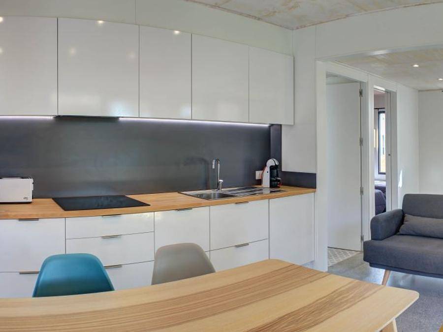 Camping Globo Barcelona - Mobilhome 5 personnes - Bungalow Cubik - 2 chambres in Canet de Mar, Costa del Maresme