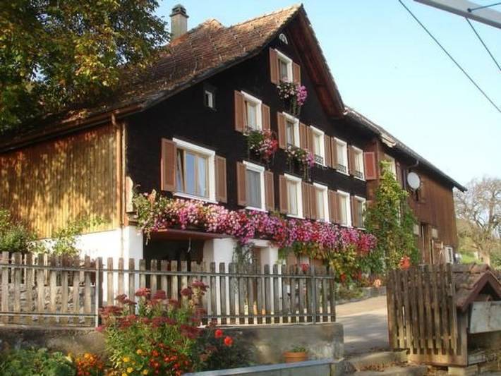 Vakantiewoning voor 7 personen, met Tuin en Uitzicht in Oost-Zwitserland