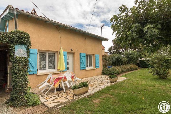 Gîte für 6 Personen, mit Terrasse und Garten - 1