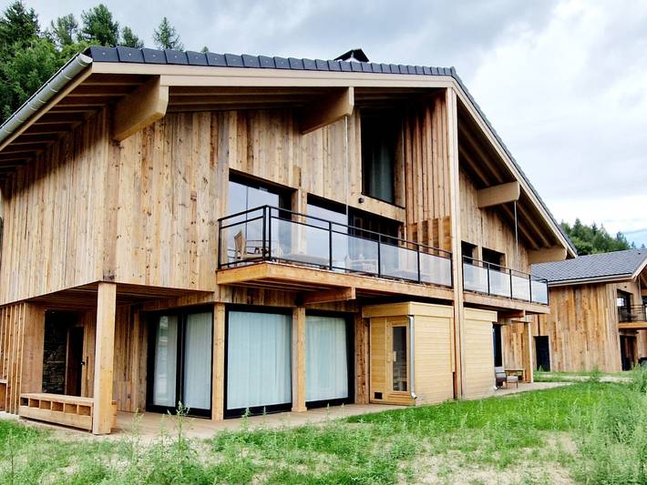 Chalet pour 12 personnes, avec terrasse et sauna