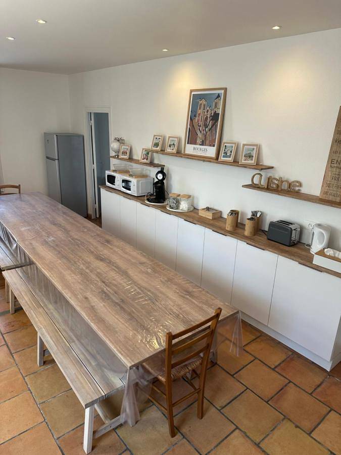 Location de vacances pour 21 personnes, avec jardin à Bourges - 3