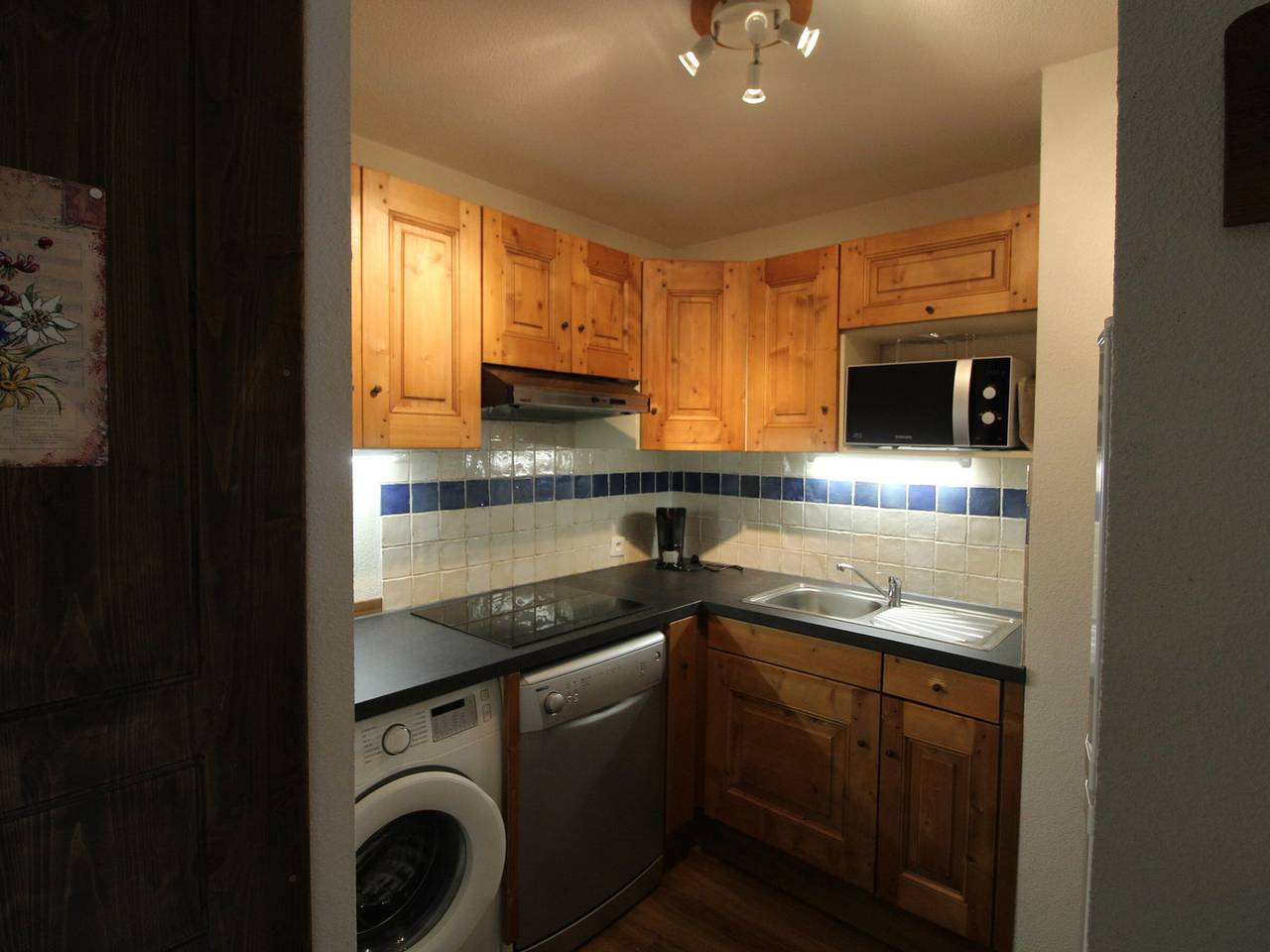 Entire apartment, Modern duplex for 6 with beautiful mountain view and Wifi in Aussois, Saint-Jean-de-Maurienne region
