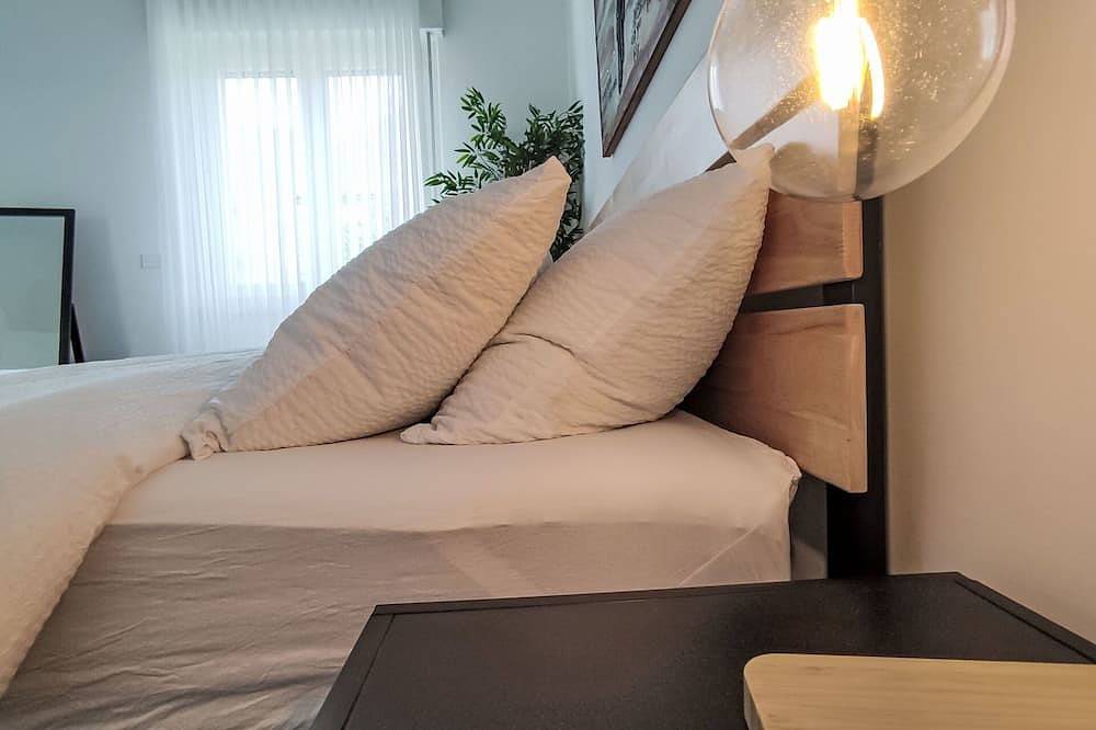 Appartamento intero, Accogliente appartamento per 4 ospiti con Wifi, Tv, patio, animali ammessi e parcheggio in Trento, Trentino